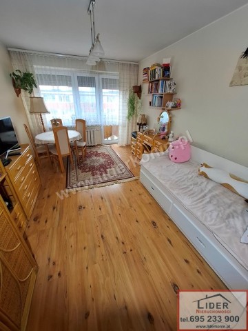 Rozkładowe 2-pokojowe mieszkanie z balkonem na sprzedaż