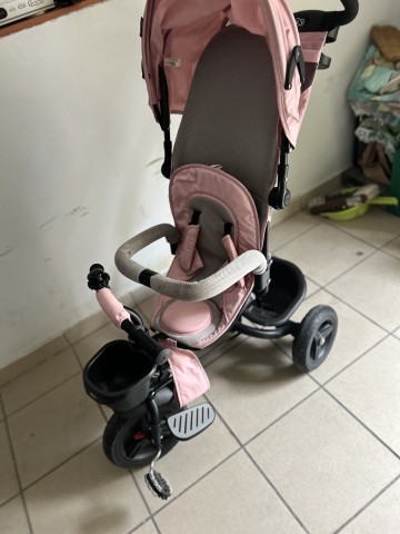 Sprzedam rzeczy po dzieciach zabawki itp