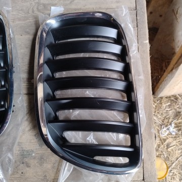 Nerki grill CZARNE BMW
