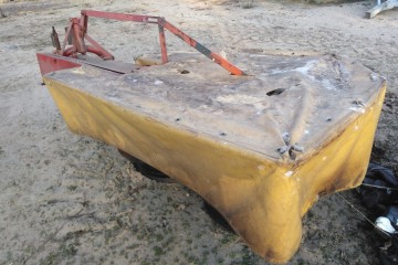 Posiadam do sprzedania sporo maszyn rolniczych.