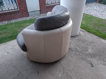 Sprzedam narożnik plus fotel ze skóry