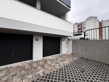 NOWY GARAŻ - WYNAJEM ul. Pietrygi