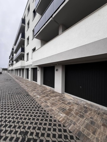 NOWY GARAŻ - WYNAJEM ul. Pietrygi