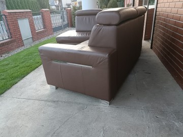 Sprzedam narożnik ze sk&oacute;ry