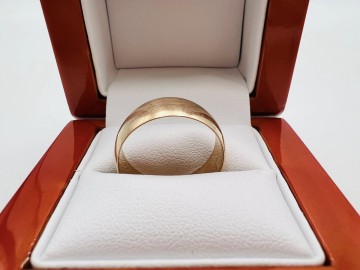 Złota obrączka Próba 585 Waga: 5.22 g