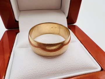 Złota obrączka Próba 585 Waga: 5.22 g
