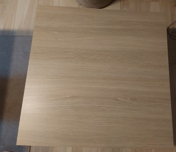 Sprzedam bardzo ładny stolik kawowy