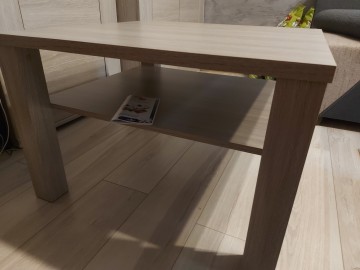 Sprzedam bardzo ładny stolik kawowy