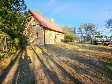 Ślesin &ndash; Domek letniskowy z widokiem na jezioro