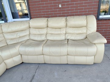 Sprzedam narożnik ze sk&oacute;ry