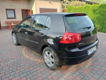 sprzedam vw golf 5