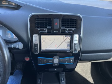 Nissan Leaf 100% ELEKTRYCZNY Pełna Możliwa Opcja Serwisowany