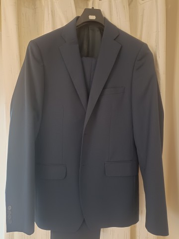 Garnitur niebieski slim rozmiar 182/96/84