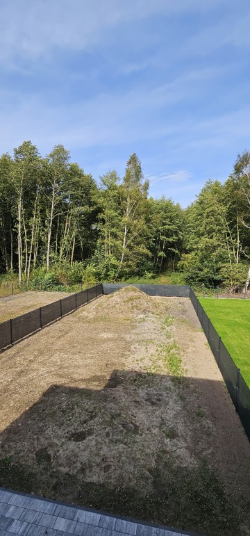 DOM W STARYM MIEŚCIE Z GARAŻEM