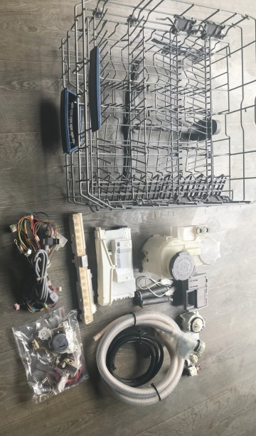 Płyta główna, kosze, pompa, elektrozawór BOSCH SMV53L50EU