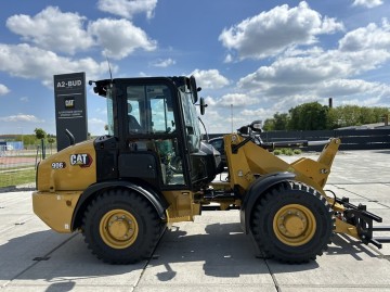 A2-BUD DEALER MASZYN MARKI CAT