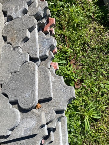 Sprzedam kostkę brukową.