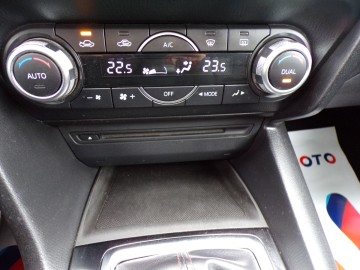 MAZDA 3 2.2 DIESEL ALU NAVI ZAMIANA