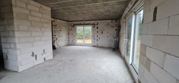 Dom w stanie surowym zamkniętym - Obrębizna, gm. Turek