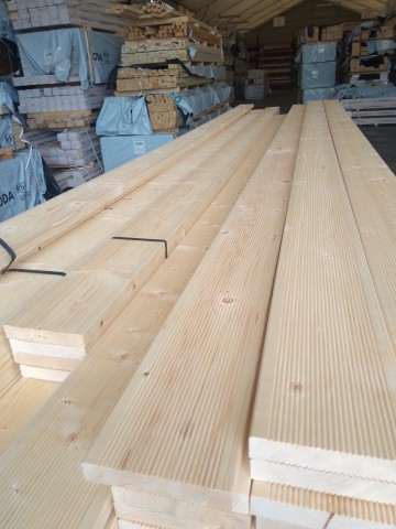 Deska Tarasowa Świerk skandynawski 28x145 AB