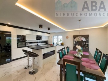 Nowoczesny dom w Starym Mieście (gm. Konin) &ndash; niskie koszty