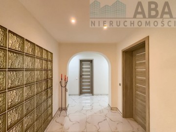 Nowoczesny dom w Starym Mieście (gm. Konin) &ndash; niskie koszty