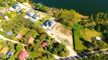 Ślesin &ndash; Domek letniskowy z widokiem na jezioro