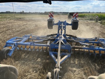 Brona talerzowa p&oacute;łzawieszana 4-6m ROLLAND