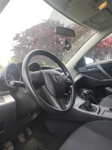 Sprzedam Mazde 3, 1.6 benzyna, rok 2011r cena 18500zl