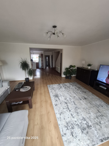 Dom w zabudowie szeregowej z Fotowoltaiką- Konin Chorzeń