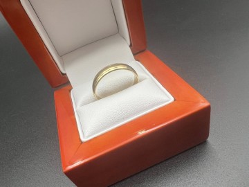 Złota obrączka  Pr&oacute;ba 585 Waga: 4g