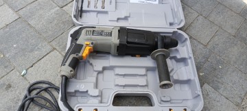 Młotowiertarka SDS plus 750 w
