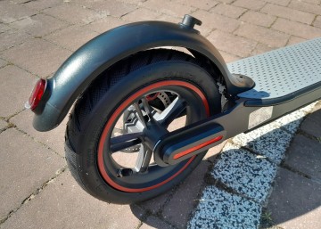 Hulajnoga elektryczna 350W 36V, 10,4 Ah. Nowa