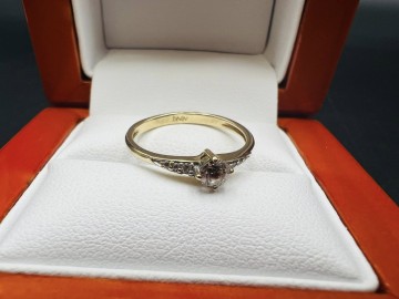 Złoty pierścionek  Pr&oacute;ba 333 Waga: 1.05 g