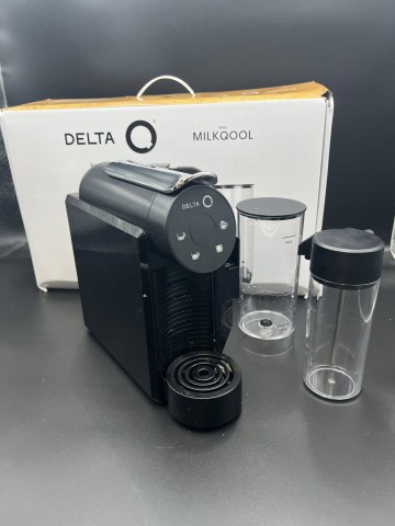 Delta Q Mini Milkqool Ekspres kapsułkowy  Komplet + gwarancj