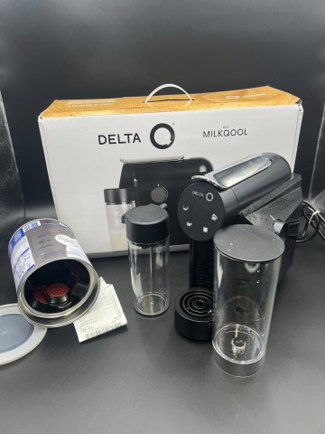Delta Q Mini Milkqool Ekspres kapsułkowy Komplet + gwarancj