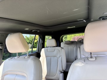 Samoch&oacute;d do ślubu