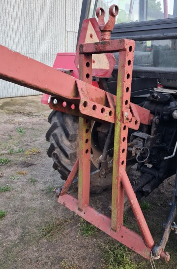 Igły do balot&oacute;w/Widły do obornika - PODNOŚNIK