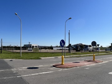 DO WYNAJĘCIA PLAC W TULISZKOWIE