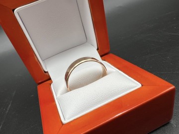 Złota obrączka Próba 585 Waga: 5.58 g