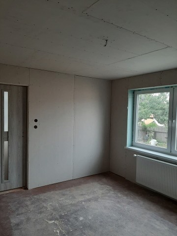 Remonty mieszkań, glazura, szpachlowanie