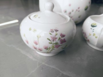 Zestaw do herbaty bądź kawy