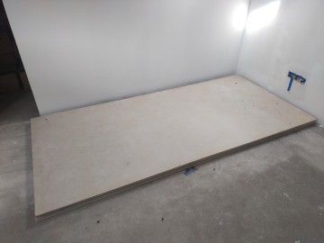 Sprzedam wiadro farby białej i stelarze do regips&oacute;w