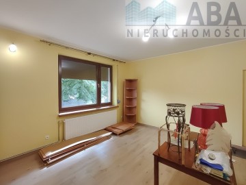 Sprzedam kawalerkę w Słupcy, parter, 36,18 m2