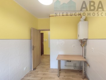 Sprzedam kawalerkę w Słupcy, parter, 36,18 m2