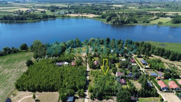 Sprzedam działki nad jeziorem - 140 m od linii brzegowej