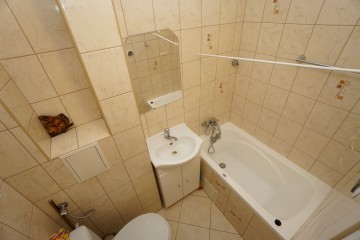 2 pokojowe mieszkanie o powierzchni 33 m2 z balkonem 198.000