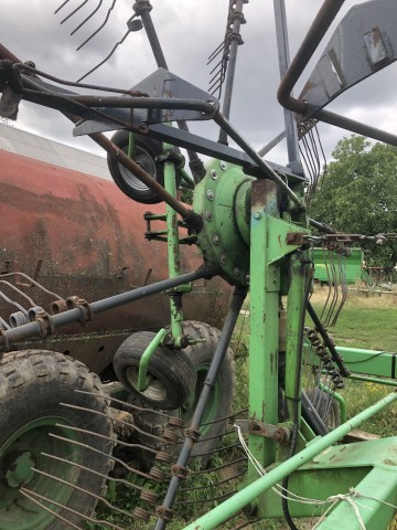 Zgrabiarka dwu karuzelowa deutz