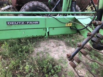 Zgrabiarka dwu karuzelowa deutz