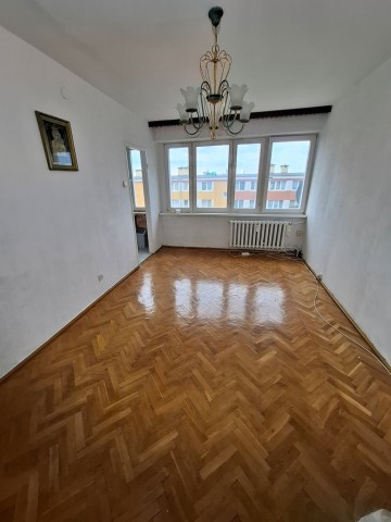 Na sprzedaż mieszkanie 2 pokojowe &ndash; Konin, os. V &ndash; 192 000zł